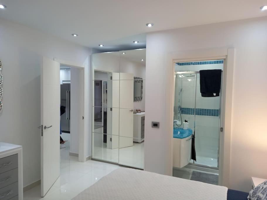 Apartamento Con Impresionantes Vistas Y Piscina Costa Adeje Dış mekan fotoğraf