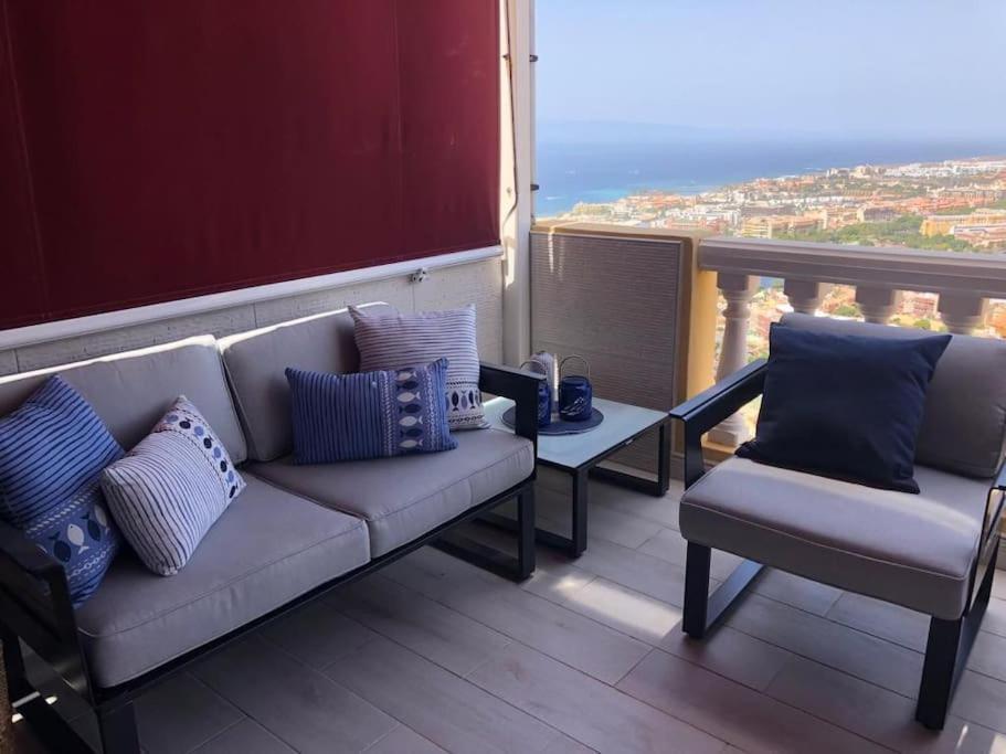 Apartamento Con Impresionantes Vistas Y Piscina Costa Adeje Dış mekan fotoğraf
