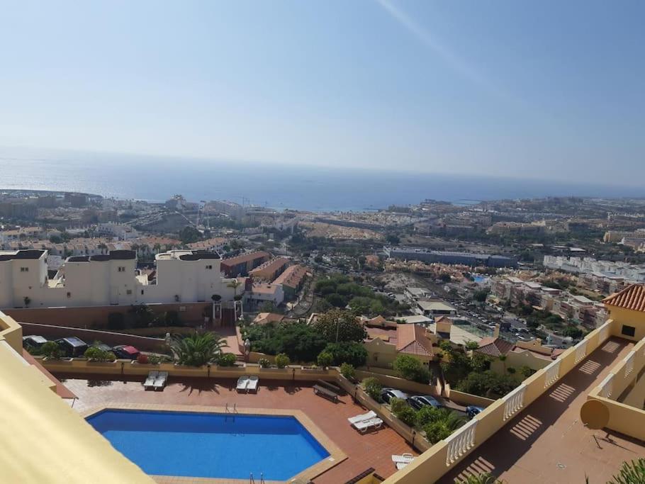 Apartamento Con Impresionantes Vistas Y Piscina Costa Adeje Dış mekan fotoğraf