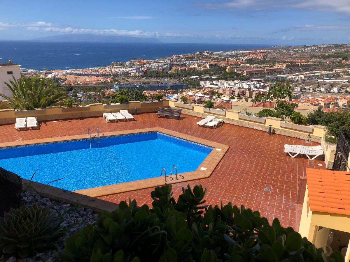 Apartamento Con Impresionantes Vistas Y Piscina Costa Adeje Dış mekan fotoğraf