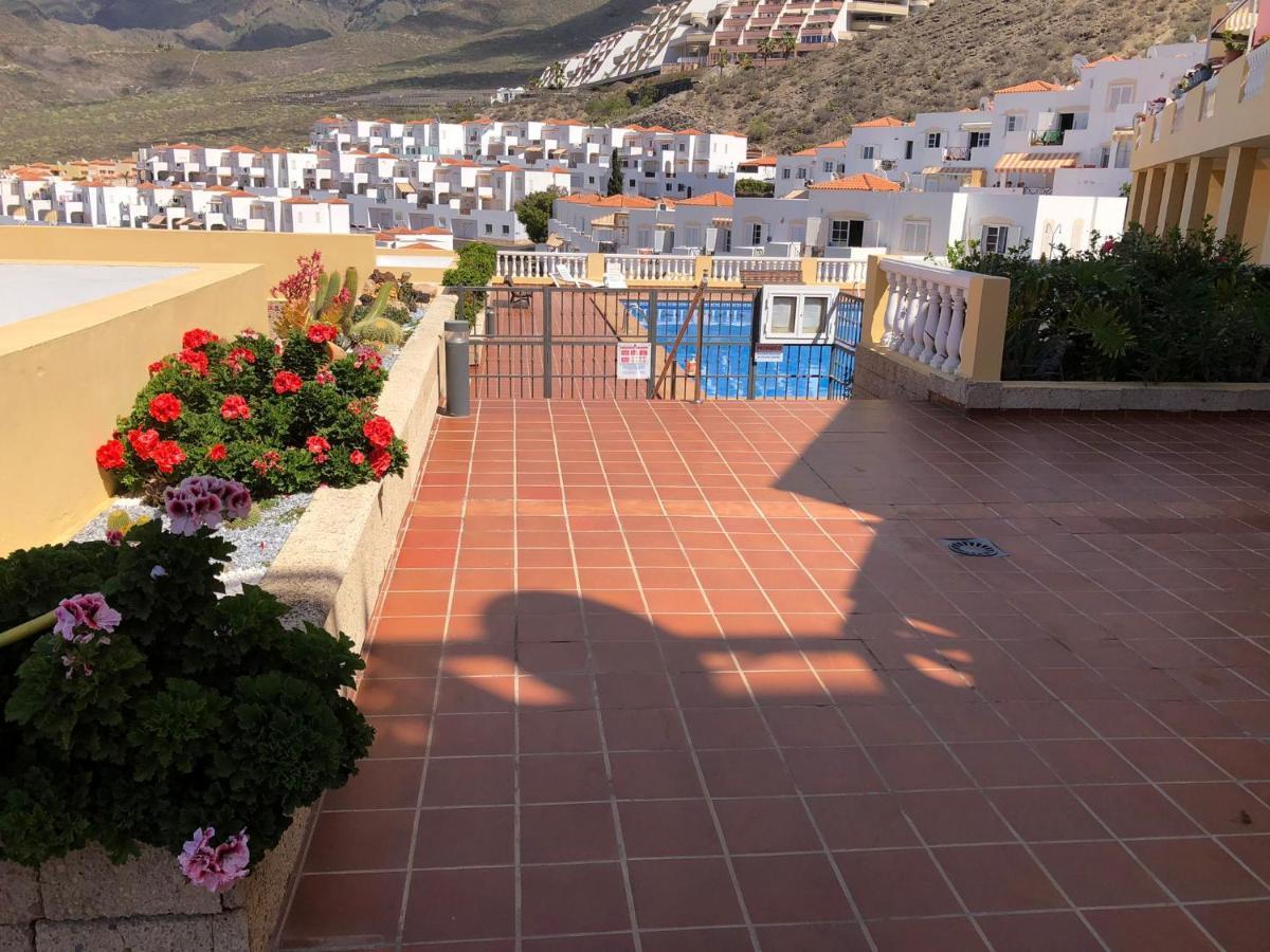 Apartamento Con Impresionantes Vistas Y Piscina Costa Adeje Dış mekan fotoğraf