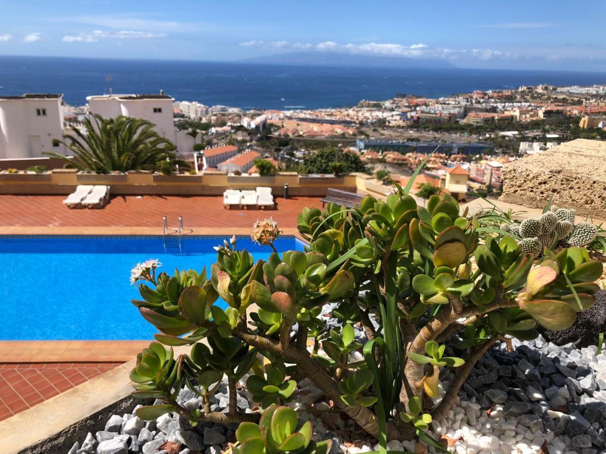 Apartamento Con Impresionantes Vistas Y Piscina Costa Adeje Dış mekan fotoğraf